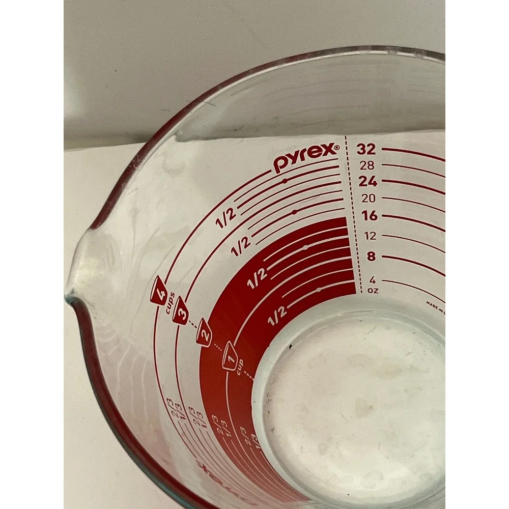 Pyrex 4 Cup 1 Liter Glass Measuring Cup Red Graphics Made in USA 32oz Clear